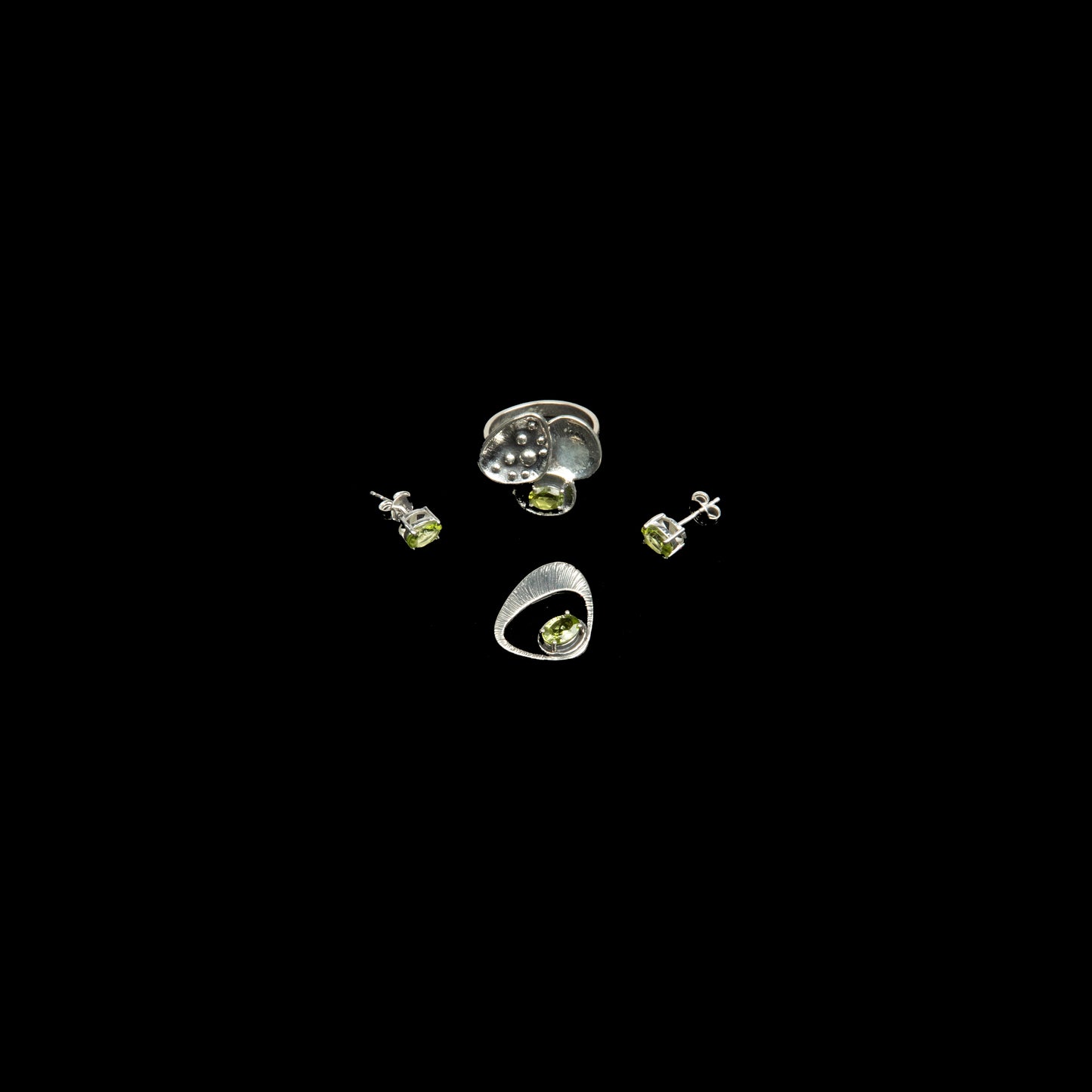 Set Argint cu Peridot