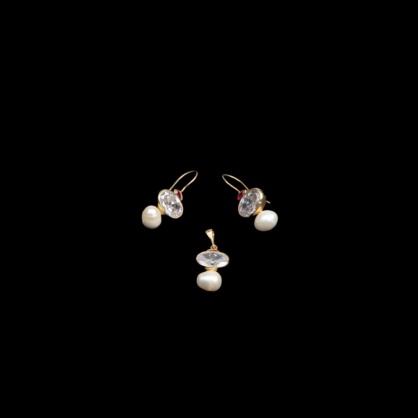 Set Argint cu Zirconiu cubic și Perle