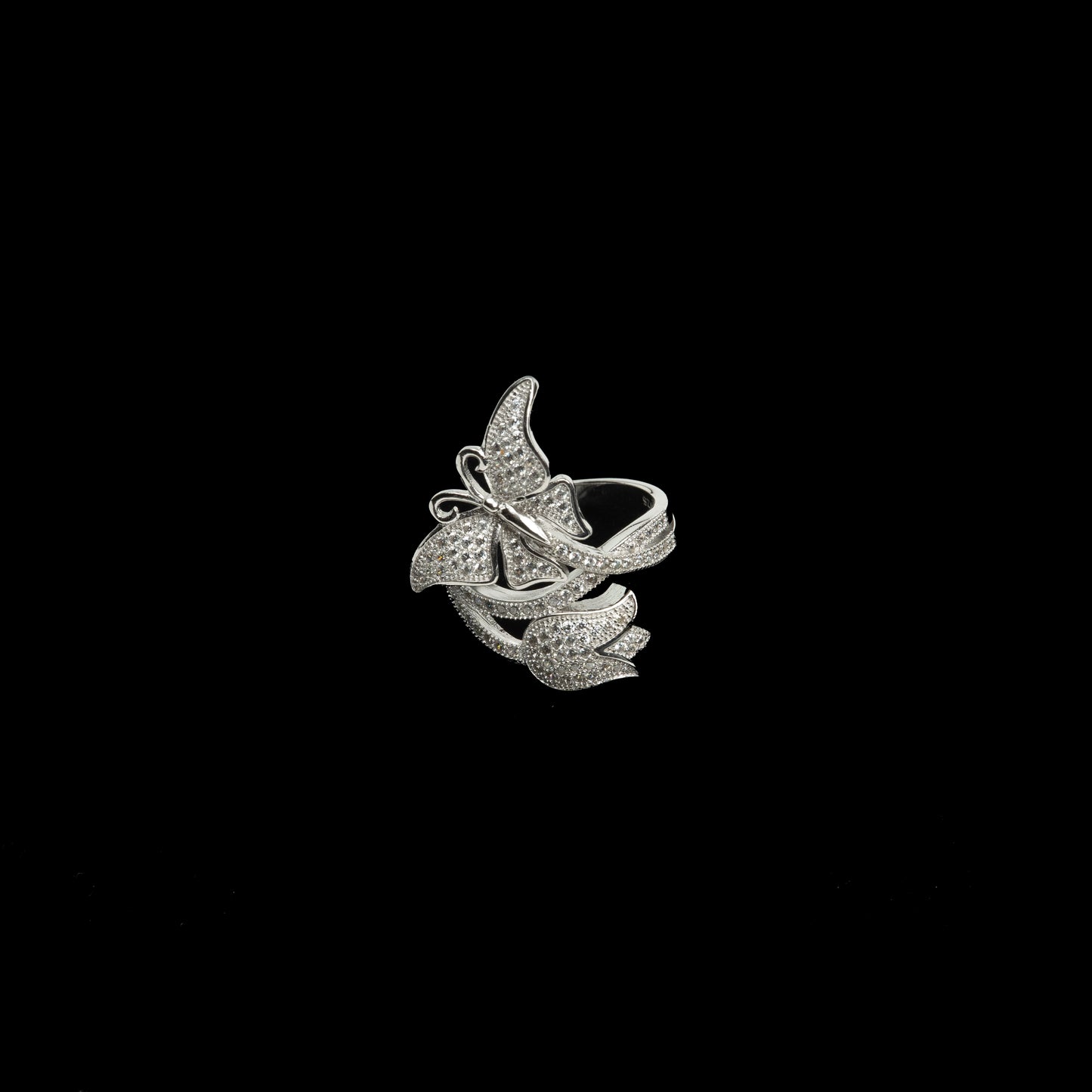 “Mystique” ring