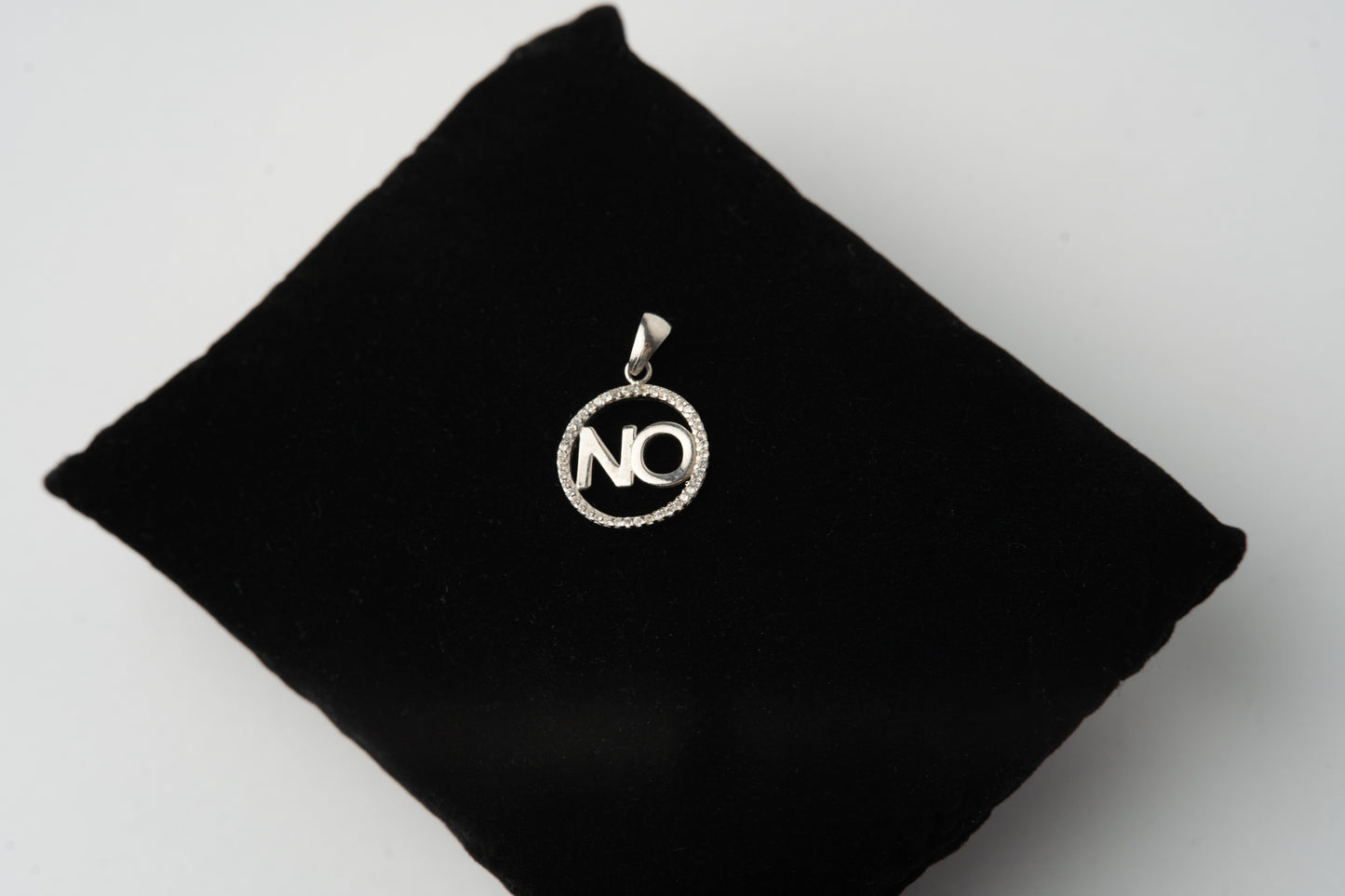 Pandantiv Argint "NO"