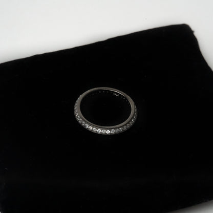 “Loop” ring