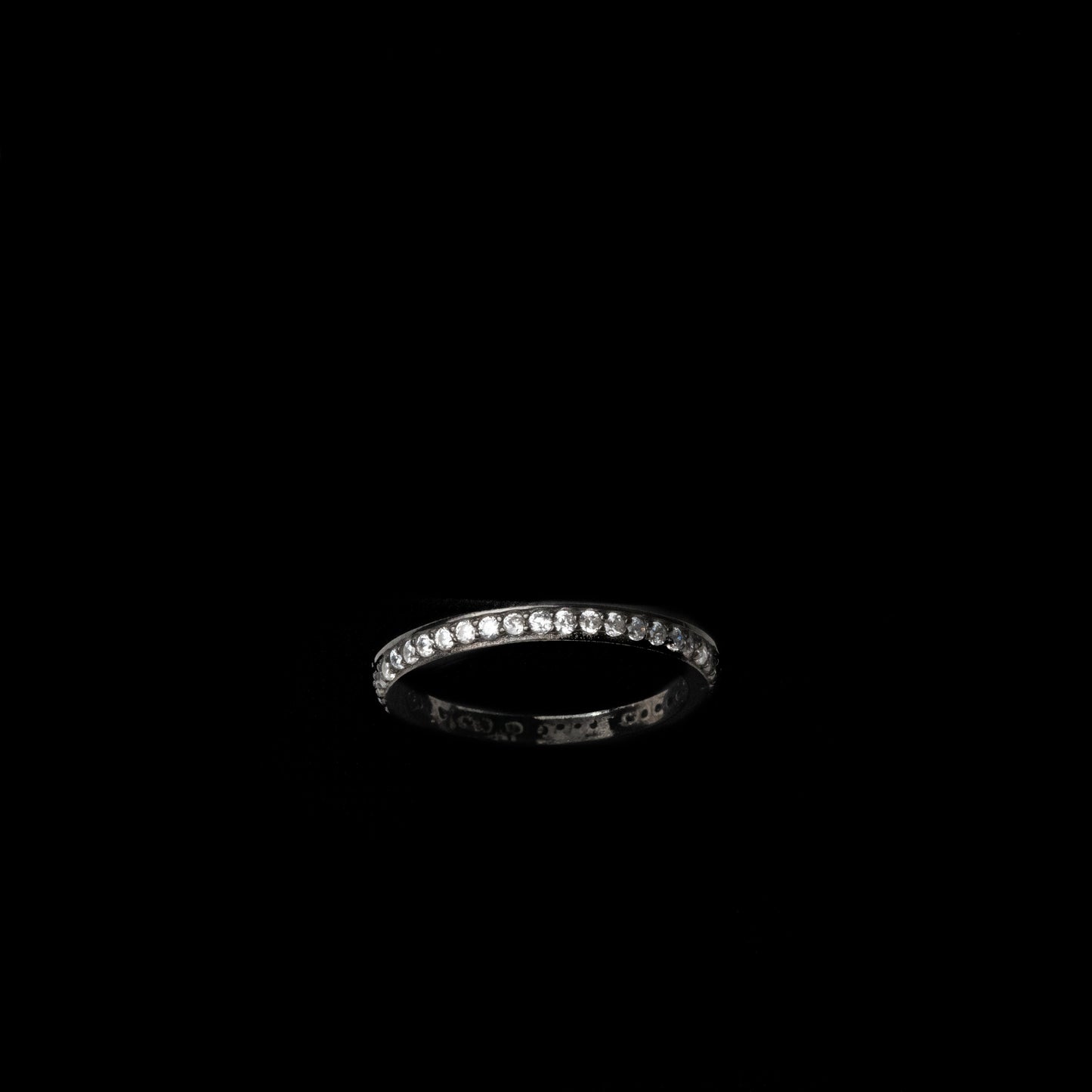 “Loop” ring