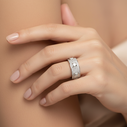 “Buckle” ring
