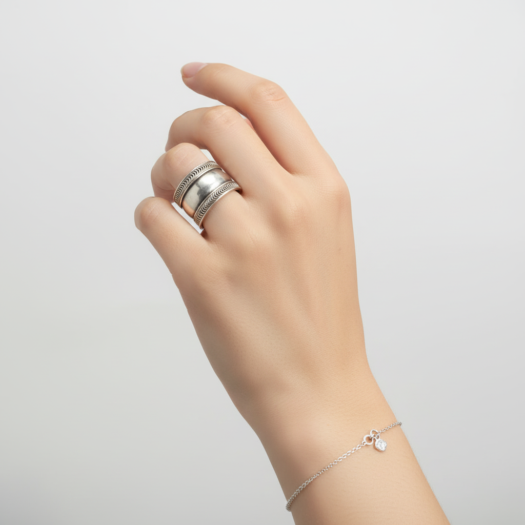“Column” ring